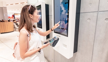 戶外廣告機有哪些產(chǎn)品特性？